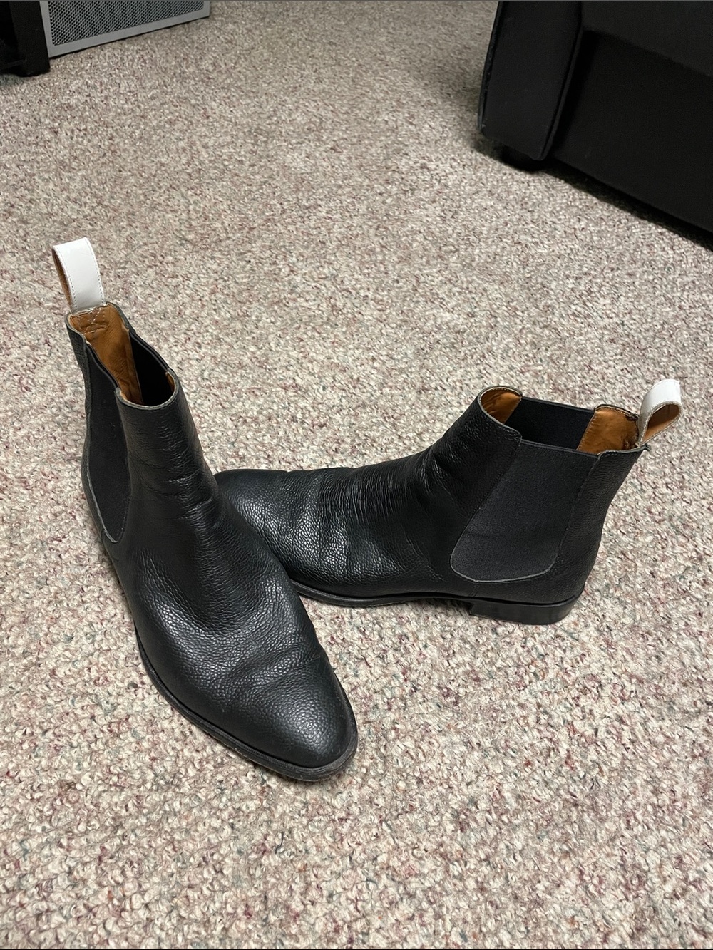 John fluevog the gateway black leather short Chelsea boots with elastic inserts